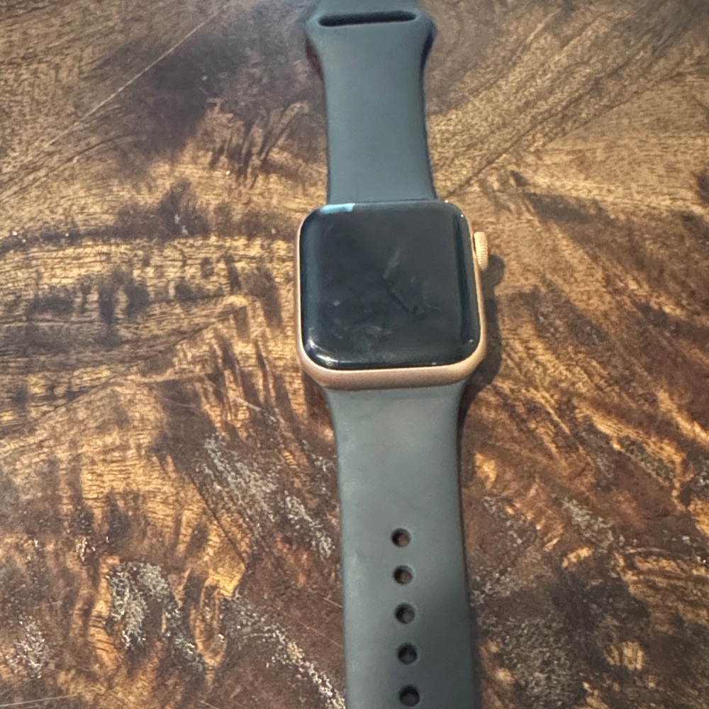 Apple Watch Series 6 GPS + LTE